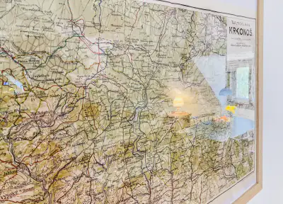 Mapa Krkonoš na stěně